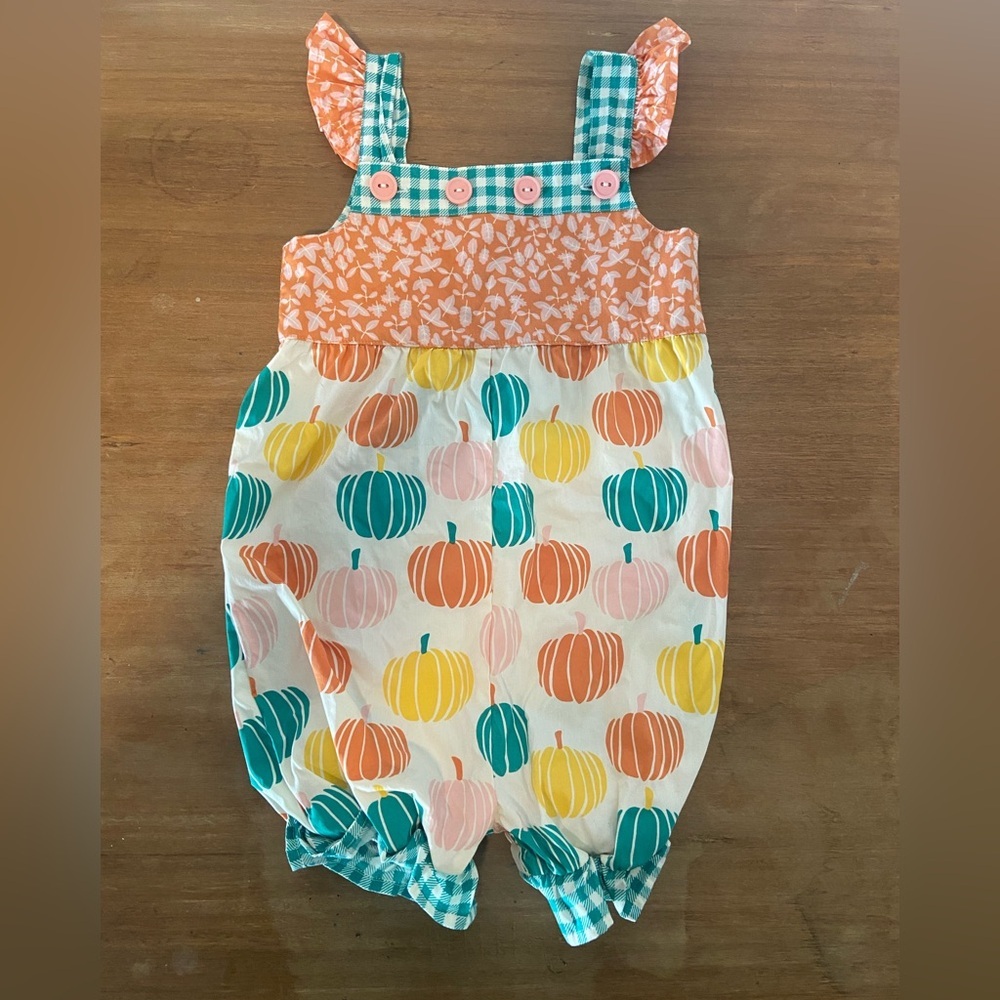 Eleanor Rose pumpkin novelty print ruffle one piece fall outfit like new